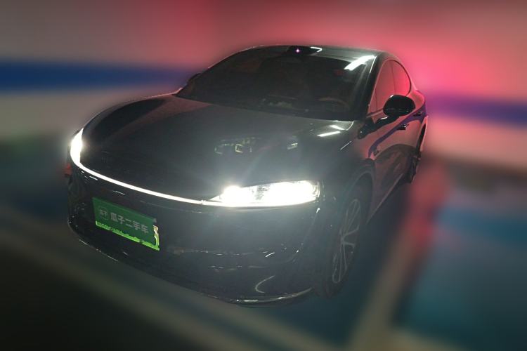 Used Hima Luxeed R7 2024 All-Electric 802 km Max