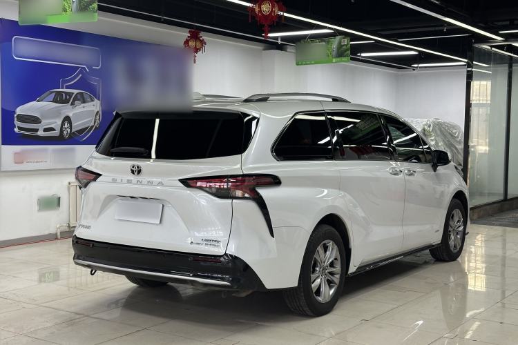 Used Toyota SIENNA 2024 2.5L Hybrid Four-Wheel Drive Prestige Edition