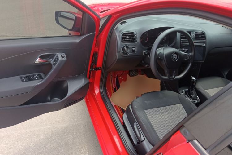 Used Volkswagen Polo 2016 1.4L Automatic Trendy Model
