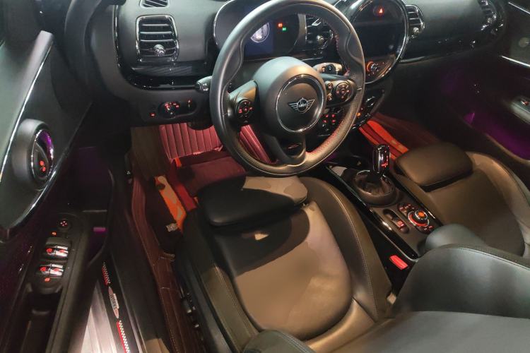 Used MINI JCW CLUBMAN 2021 2.0T JOHN COOPER WORKS ALL-IN
