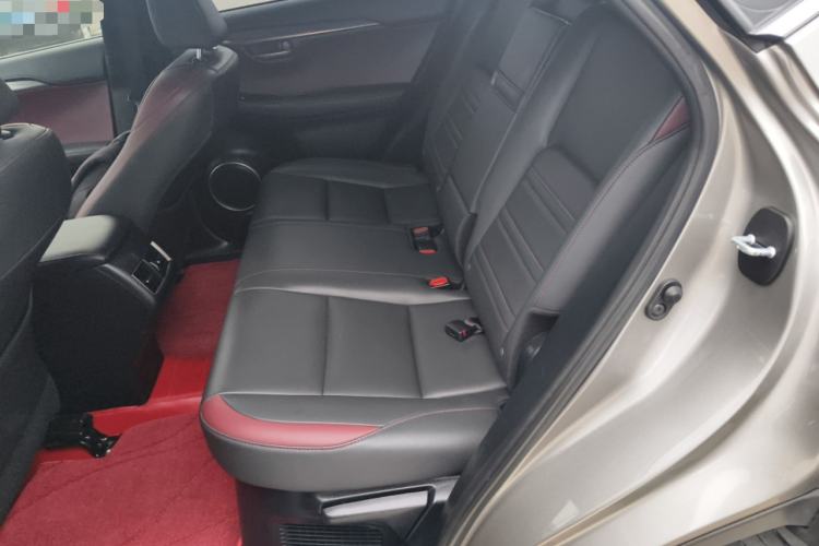 Used Lexus NX 2020 300h Front-Drive FENGSHANG Version China VI Standard Left Rear Seat