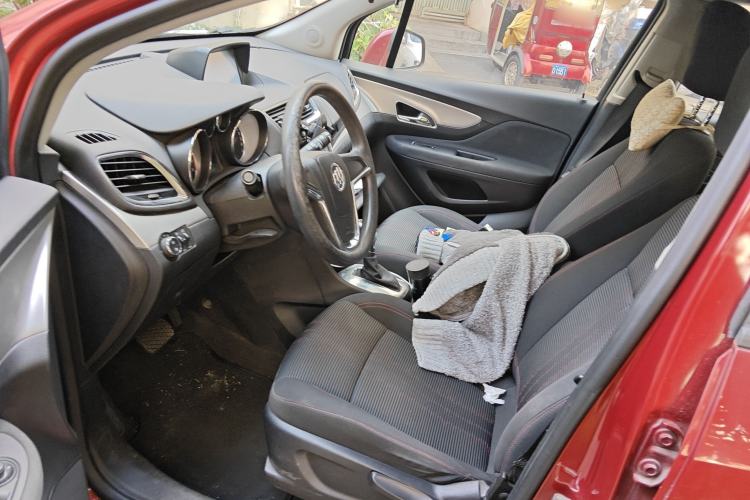 Used Buick Encore 2015 1.4T Automatic Two-Wheel Drive Urban Elite Version
