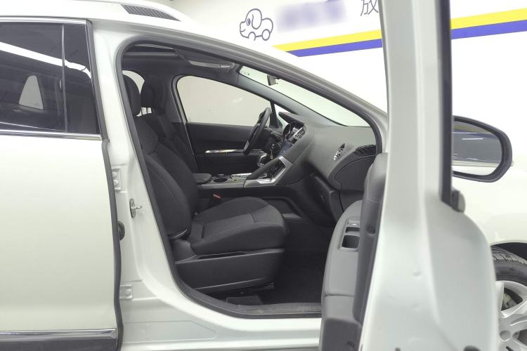 Used Peugeot 3008 2016 1.6THP Automatic Classic Edition