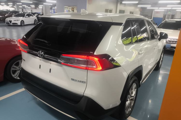 Used Toyota Wildlander 2020 2.0L CVT Two-Wheel Drive Luxury Edition Rear Right 45 Deg