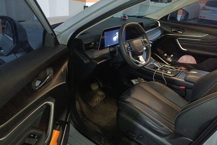 Used Venucia V 2021 260T Idol Edition