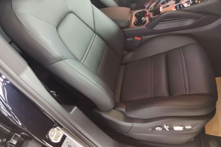 Used Porsche Cayenne E-Hybrid 2019 Cayenne E-Hybrid 2.0T