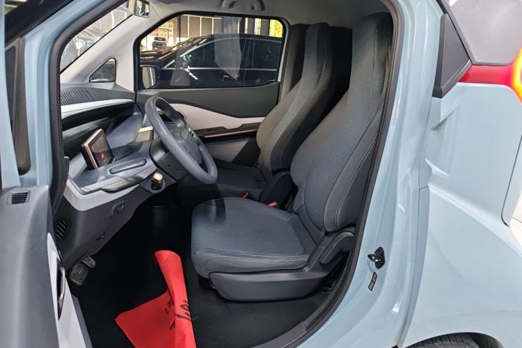 Used Baojun KiWi EV 2021 Designer Lithium Iron Phosphate Left Front Seat