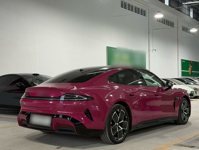Xiaomi Auto SU7 2024 Rear-Drive Ultra-Long Range Advanced Pro-Level Intelligent Driving Version — снимка 15