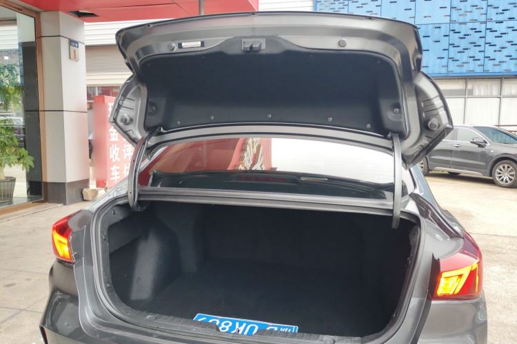 Used CHANGAN Eado 2023 Changan Edition PLUS Blue Whale NE 1.4T GDI DCT Prestige Version
