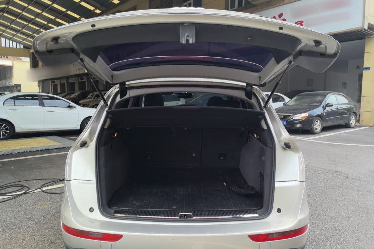 Used Audi Q5 2017 40 TFSI Ambition Edition Trunk