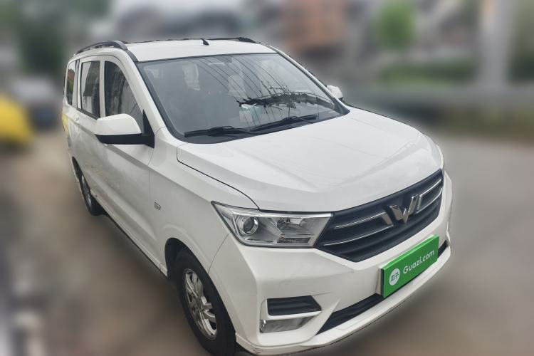 Used Wuling Hongguang 2019 1.5L S Standard Version China VI LAR
