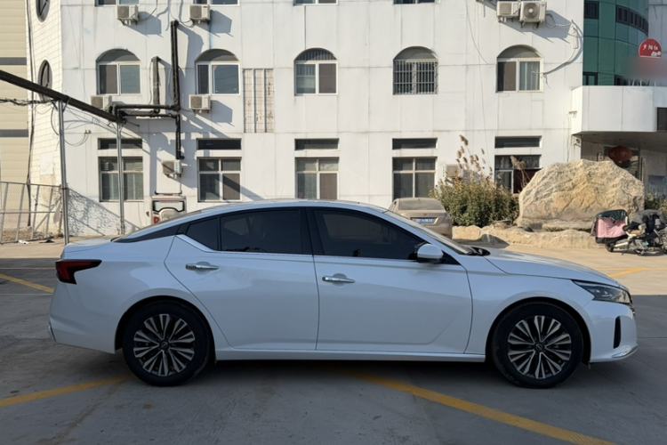 Used Nissan Teana 2024 2.0L XE Genuine Edition