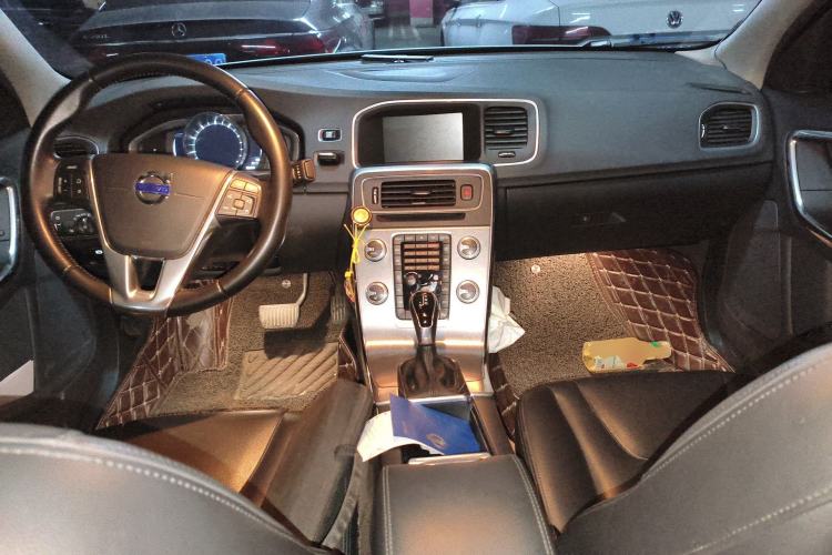 Used Volvo S60 2017 S60L T4 Smart Range Edition