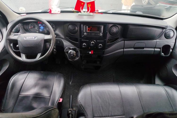 Used Iveco Eurocargo 2020 2.3T Manual Super-Rui Short Wheelbase High Roof High-Performance F1A