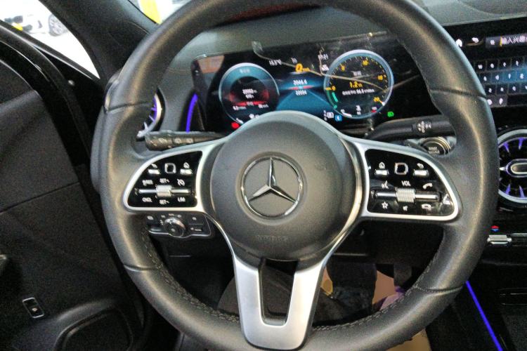 Used Mercedes-Benz GLB 2023 GLB 220 Fashion Model