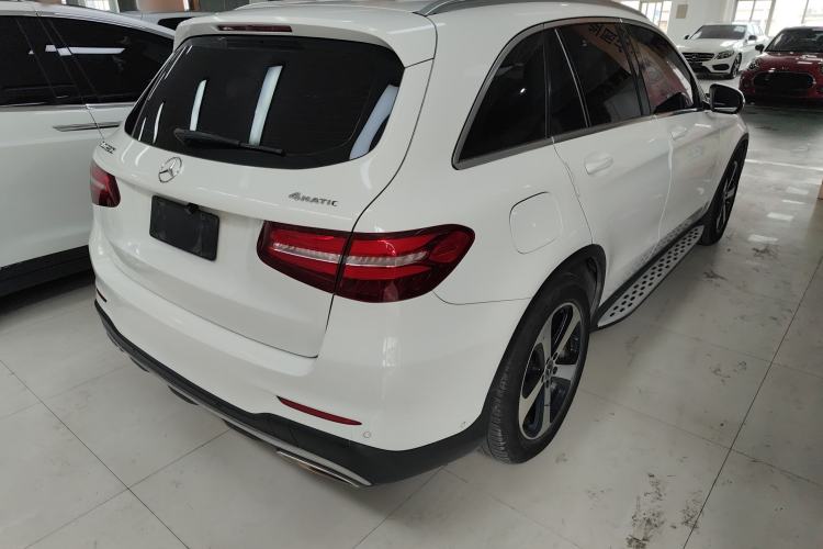 Used Mercedes-Benz GLC 2019 GLC 260 4MATIC Luxury Model Rear Right 45 Deg