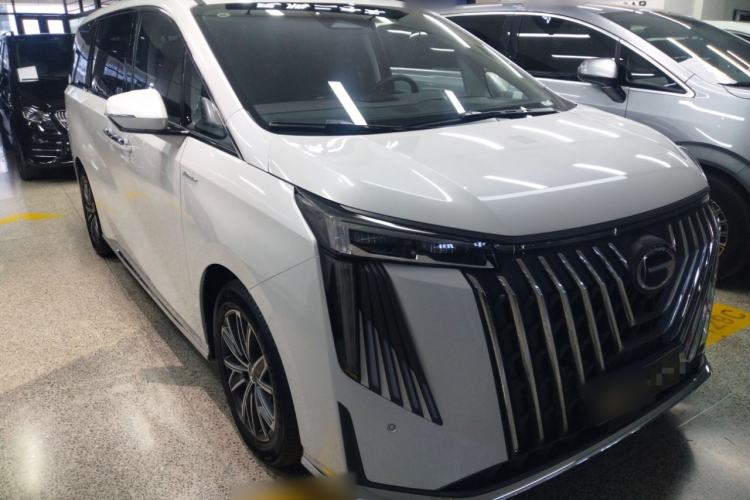 Used GAC Trumpchi M8 2024 Master Series Super Hybrid Edition Front Right 45 Deg