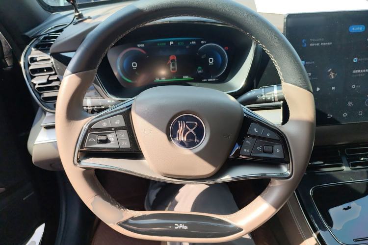 Used BYD Han 2023 EV Champion Edition 605KM Front-Drive Premium Model
