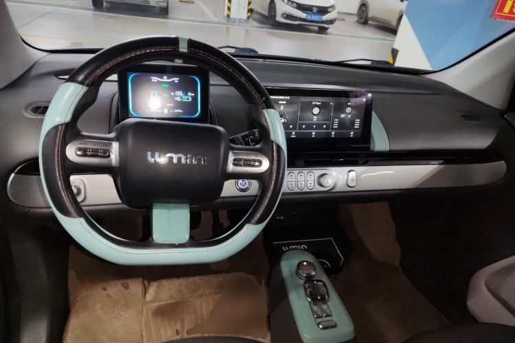 Used CHANGAN NEVO Lumin 2022 301km Honey-Sweet Version Center Console