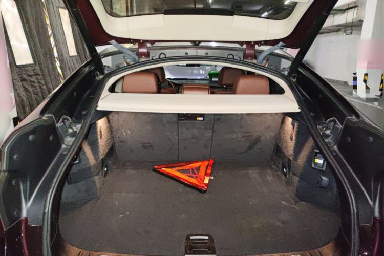 Used BMW 5 Series GT 2015 528i Leading Model
