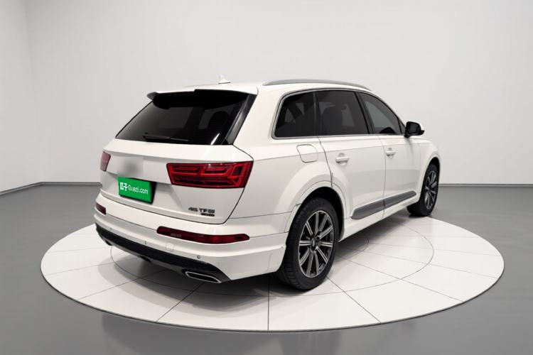 Used Audi Q7 2016 45 TFSI Technology Edition Exterior 5