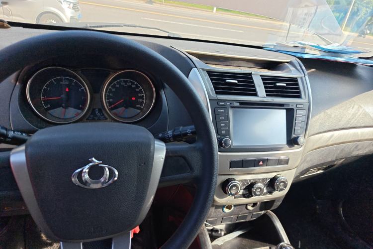 Used Geely Auto GX7 2015 Classic Edition 1.8L Manual Urban Model China IV
