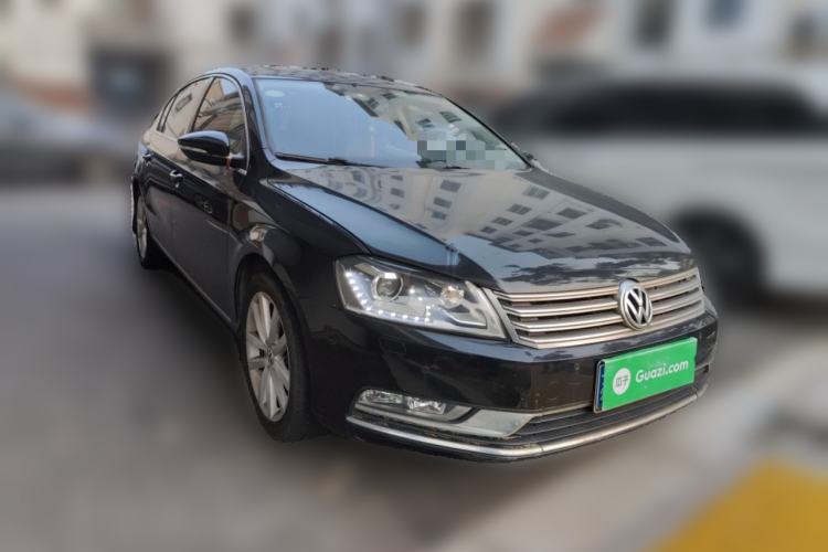 Used Volkswagen Magotan 2012 Facelift 1.8TSI Prestige Model Front Right 45 Deg