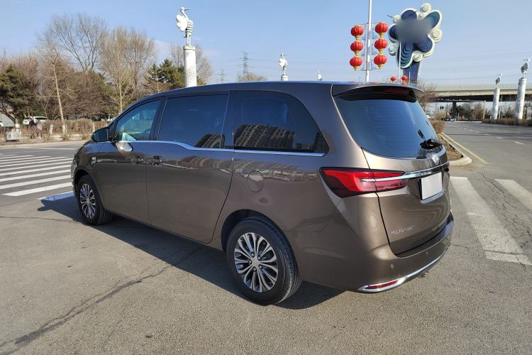 Used Buick GL8 2022 Land Cruiser Executive Class 652T Comfort Model
