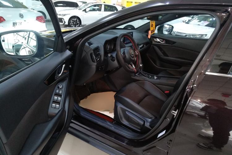 Used Mazda CX-4 2021 2.0L Automatic Two-Wheel Drive Blue Sky Dynamic Edition Left Front Seat