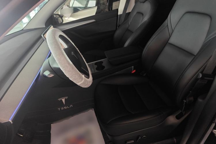 Used Tesla Model Y 2024 Rear-Wheel-Drive Version