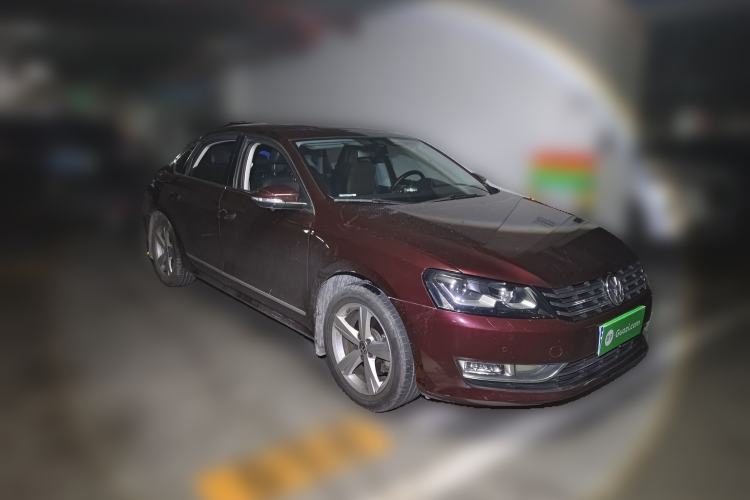 Used Volkswagen Passat 2014 1.8TSI DSG Prestige Edition Front Right 45 Deg