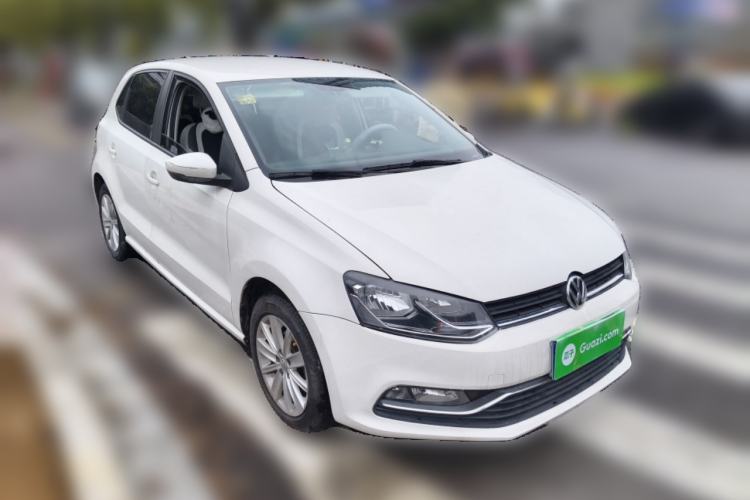 Used Volkswagen Polo 2014 1.6L Automatic Comfort Edition Front Right 45 Deg