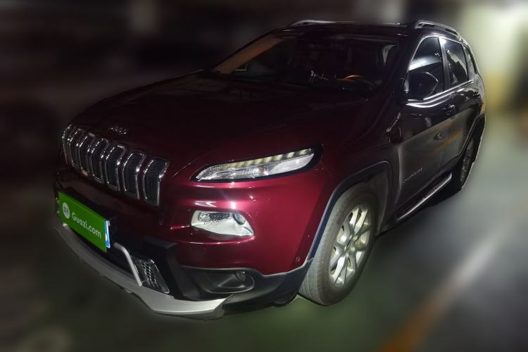 Used Jeep Cherokee 2016 2.0L Superior Edition