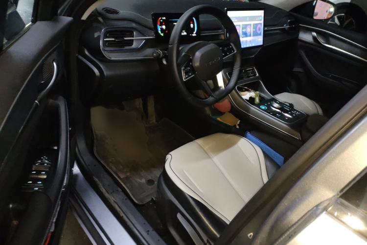 Used BYD Destroyer 05 2024 Honor Edition DM-i 120KM Luxury Model Driver Seat