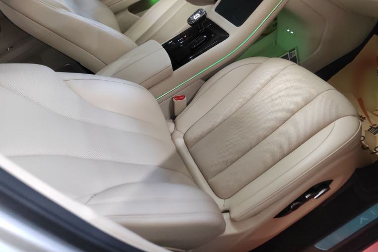 Used Hima AITO M7 2024 1.5T Intelligent Driving 4WD Max Edition 5 Seats Right Front Seat