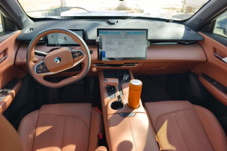 Used CHANGAN UNI-Z New Energy 2024 Blue Whale Smart Electric iDD 125km Leading Model Center Console