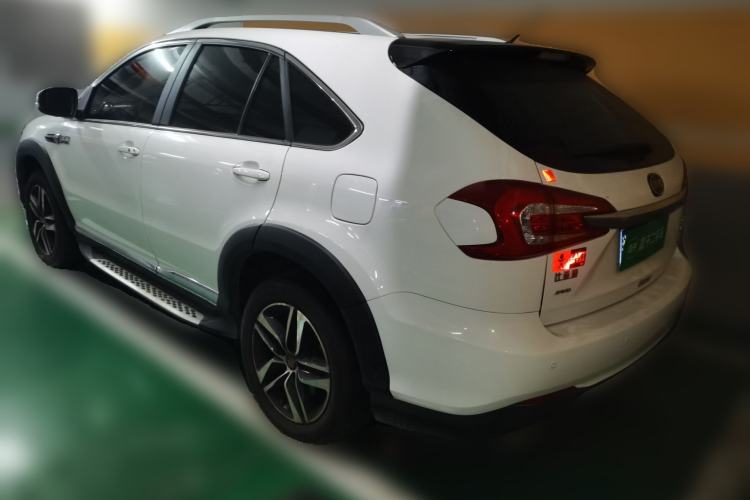 Used BYD Tang New Energy 2015 2.0T Four-Wheel-Drive Flagship Model