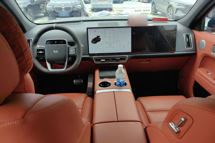 Used Li Auto L7 2023 Pro Model Center Console