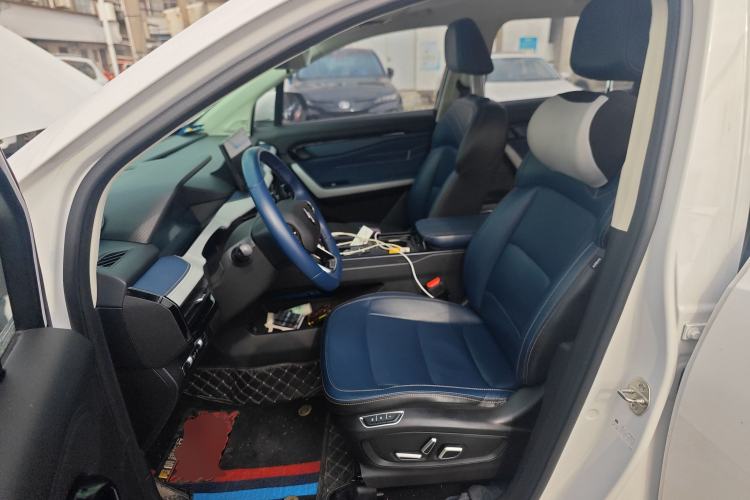 Used Livan 9 2023 470 km Founder Edition
