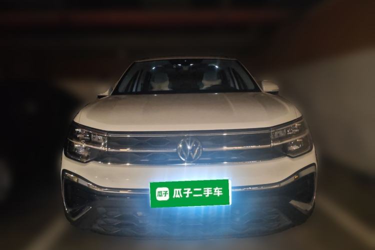 Used Volkswagen Tharu 2023 300TSI Two-Wheel-Drive Moonlight Edition