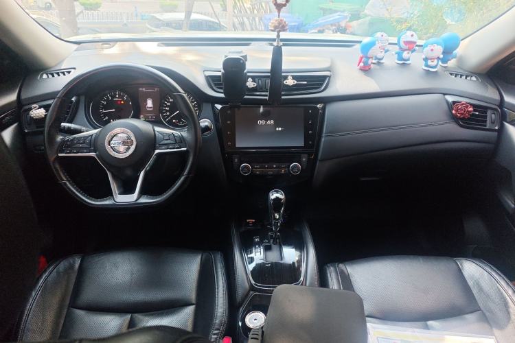 Used Nissan X-Trail 2019 2.0L CVT Smart Connect Comfort Edition 2WD Center Console