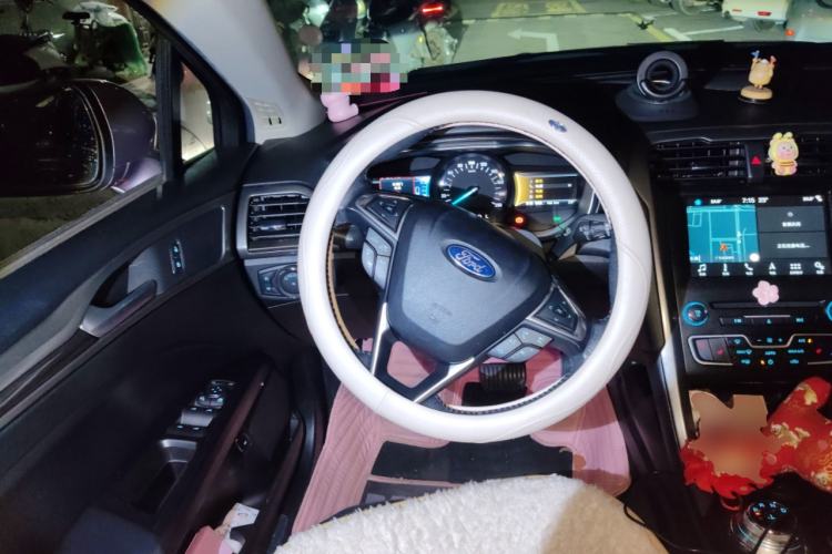 Used Ford Mondeo New Energy 2018 2.0 PHEV Zhihao Trim
