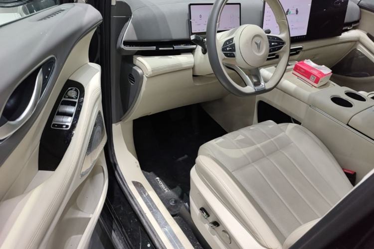 Used VOYAH Dream 2025 PHEV Four-Wheel-Drive Flagship Kunpeng Edition