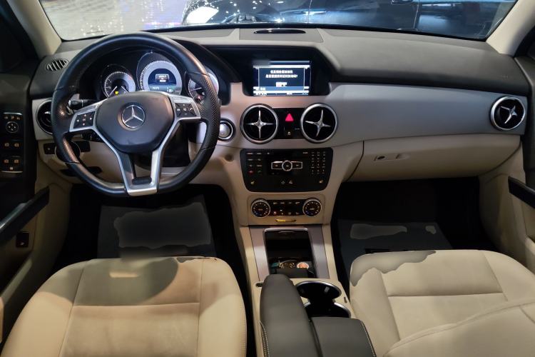 Used Mercedes-Benz GLK-Class 2015 GLK 300 4MATIC Fashion Edition Ultimate Version
