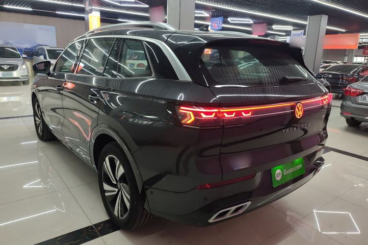 Used Volkswagen Tavendor 2023 380TSI Four-Wheel Drive R-Line Cruise Edition Rear Left 45 Deg