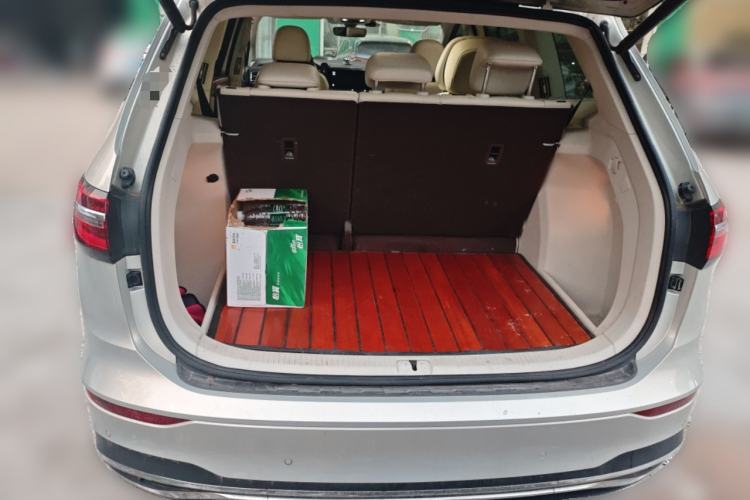 Used Volkswagen Viloran 2022 380TSI Prestige Edition Trunk