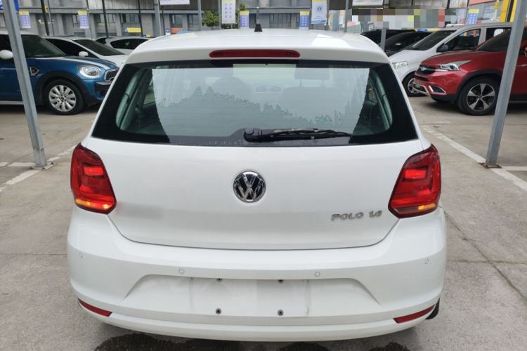Used Volkswagen Polo 2014 1.6L Manual Comfort Edition
