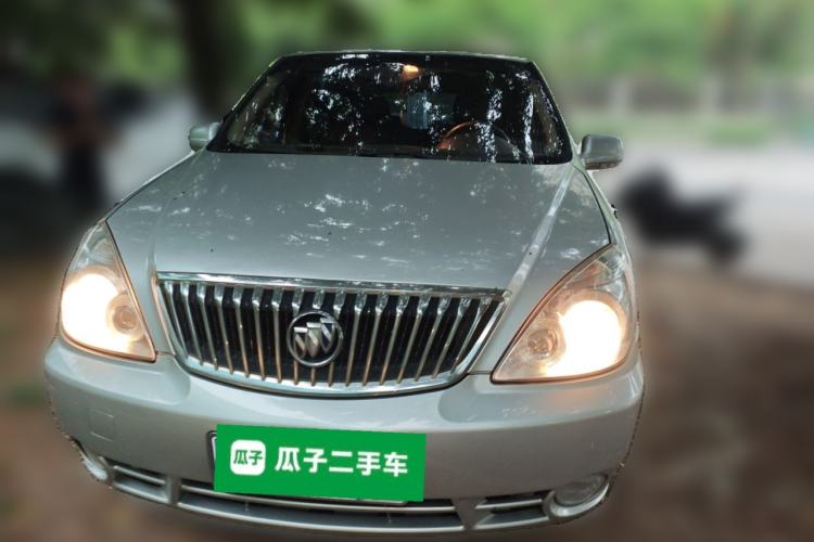 Used Buick GL8 2011 2.4L CT Comfort Edition
