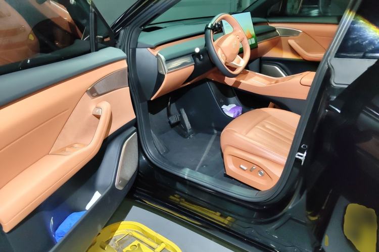 Used ONVO L60 2024 60 kWh Rear-Drive Version