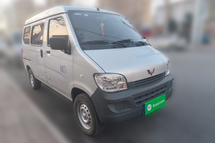 Used Wuling Zhiguang 2023 1.5L Practical Version 5/7 Seats
